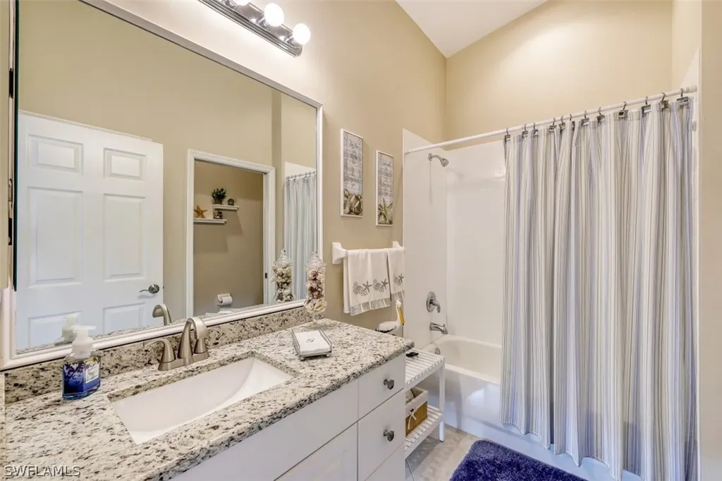 2365 Bayou Lane Naples FL 34112