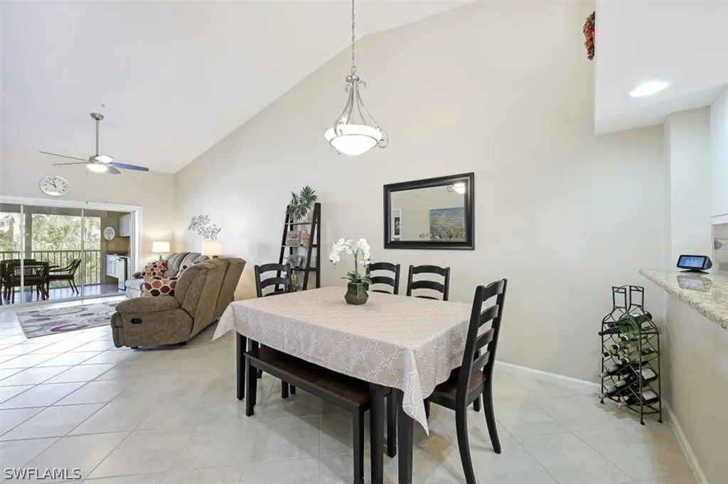 2365 Bayou Lane Naples FL 34112