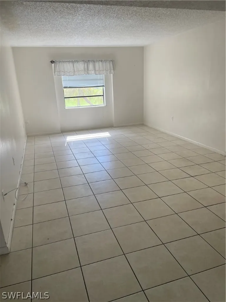 12656 Kenwood Lane Fort Myers FL 33907