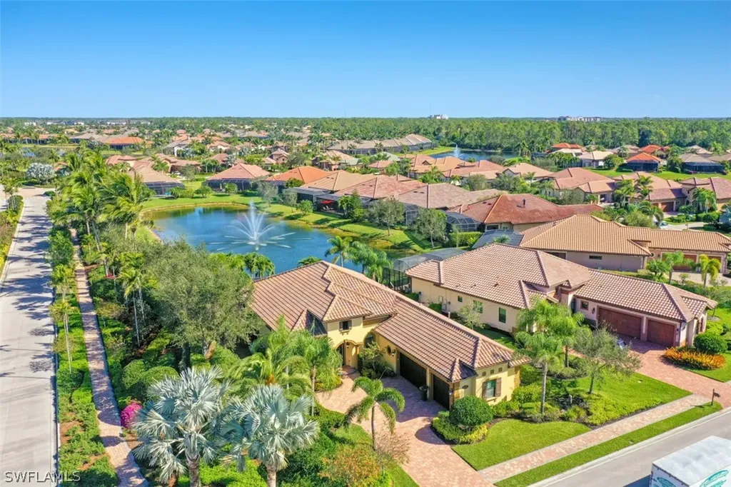 6287 Serano Way Naples FL 34113