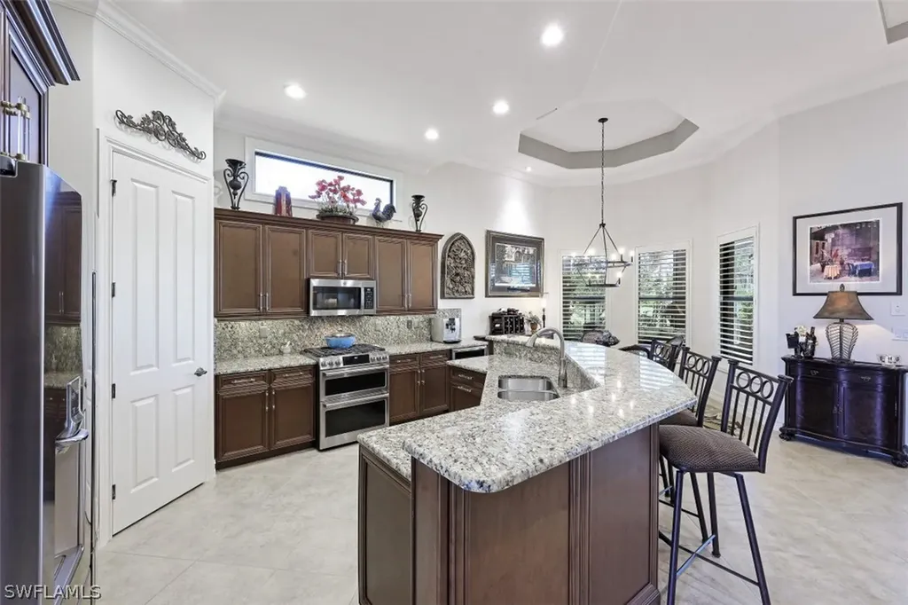 6287 Serano Way Naples FL 34113