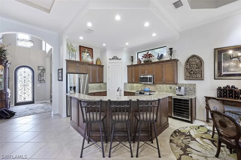 6287 Serano Way Naples FL 34113