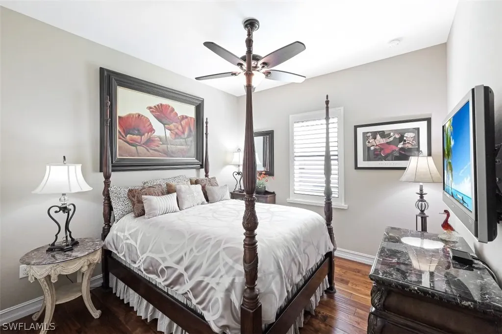 6287 Serano Way Naples FL 34113