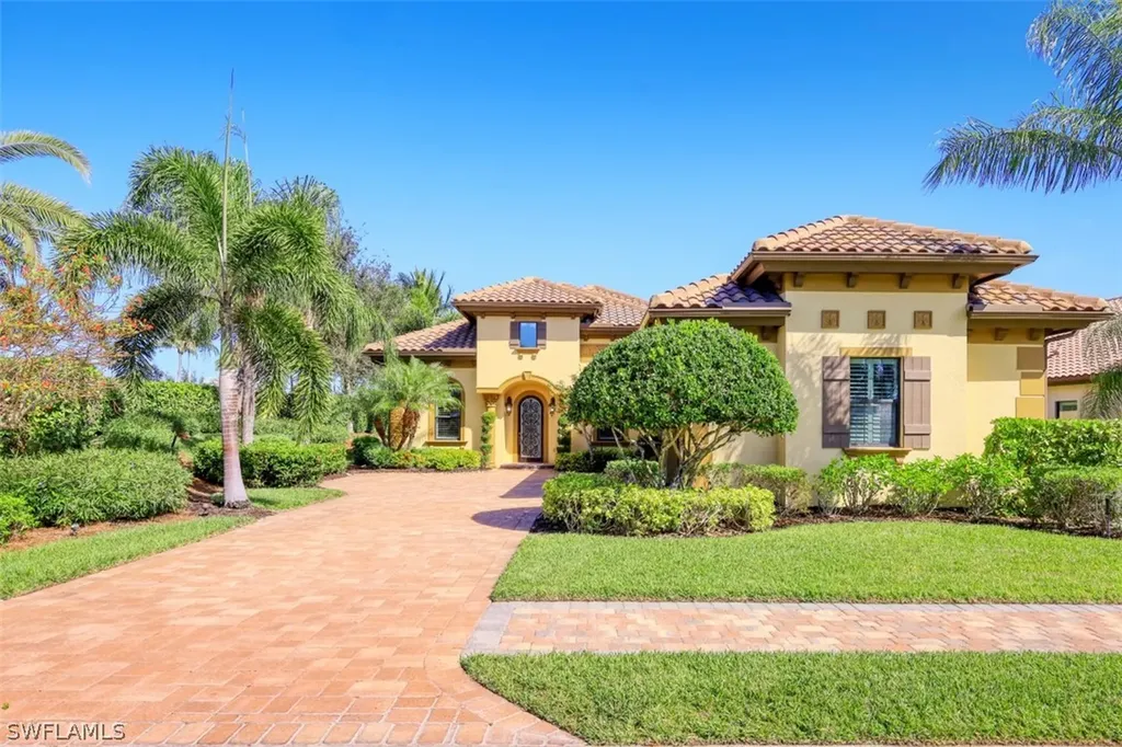 6287 Serano Way Naples FL 34113