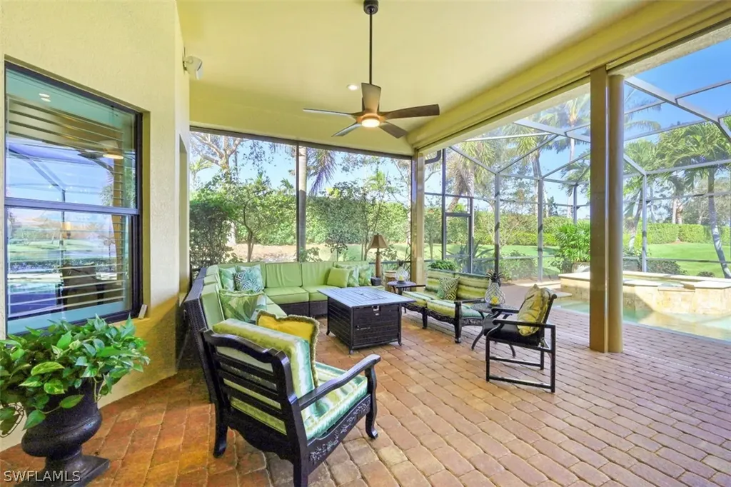 6287 Serano Way Naples FL 34113