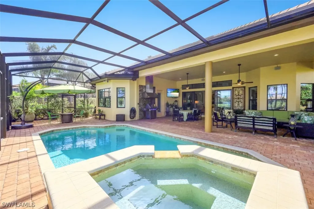 6287 Serano Way Naples FL 34113