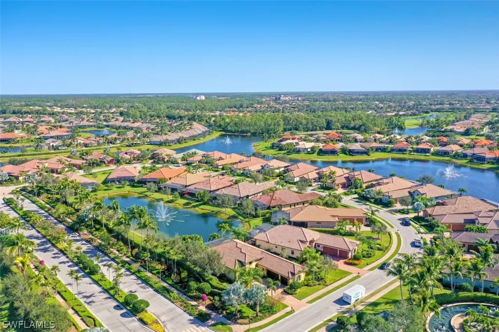 6287 Serano Way Naples FL 34113
