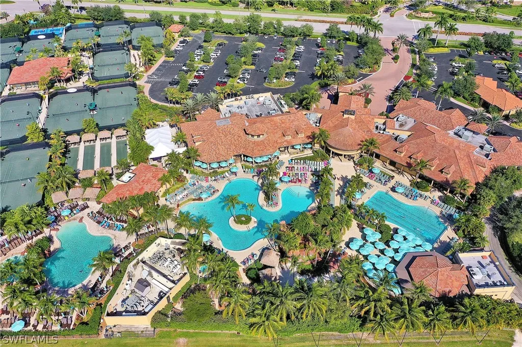 6287 Serano Way Naples FL 34113