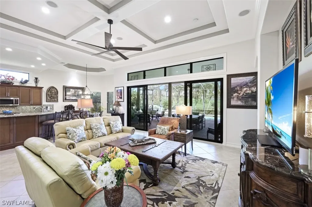 6287 Serano Way Naples FL 34113
