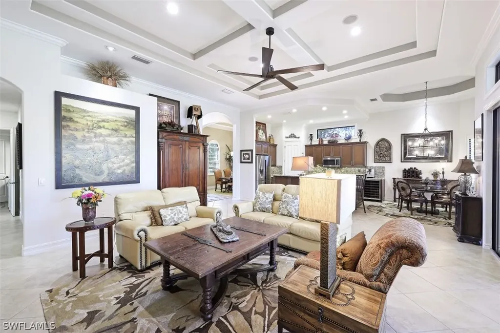 6287 Serano Way Naples FL 34113