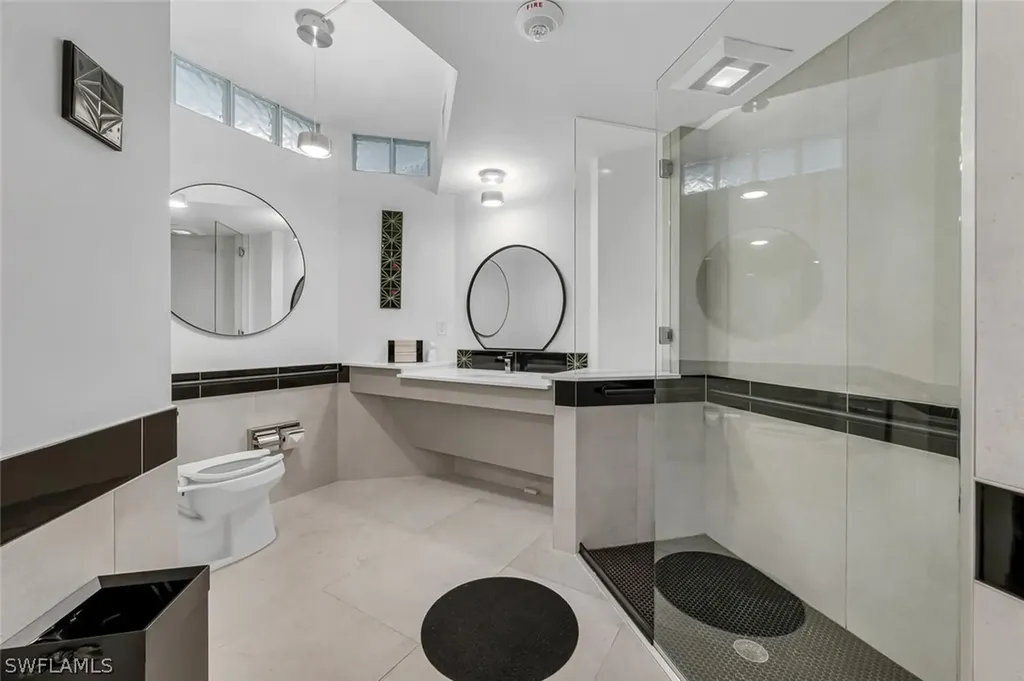 5555 Heron Point Drive Naples FL 34108