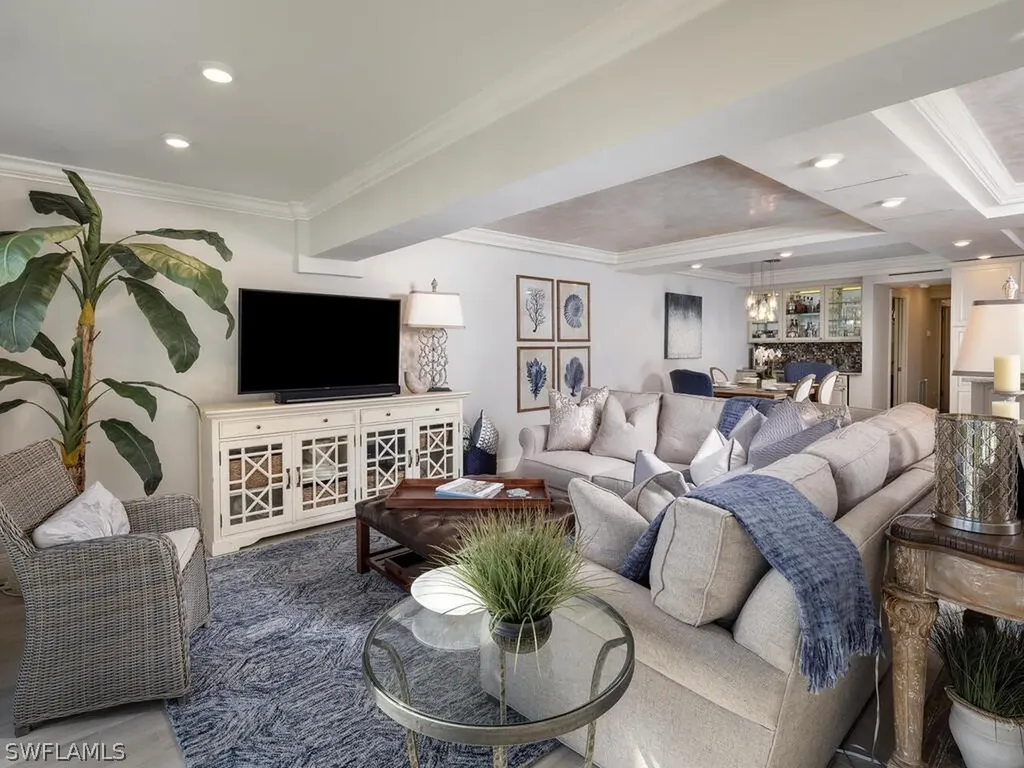 2900 Gulf Shore Boulevard N Naples FL 34103
