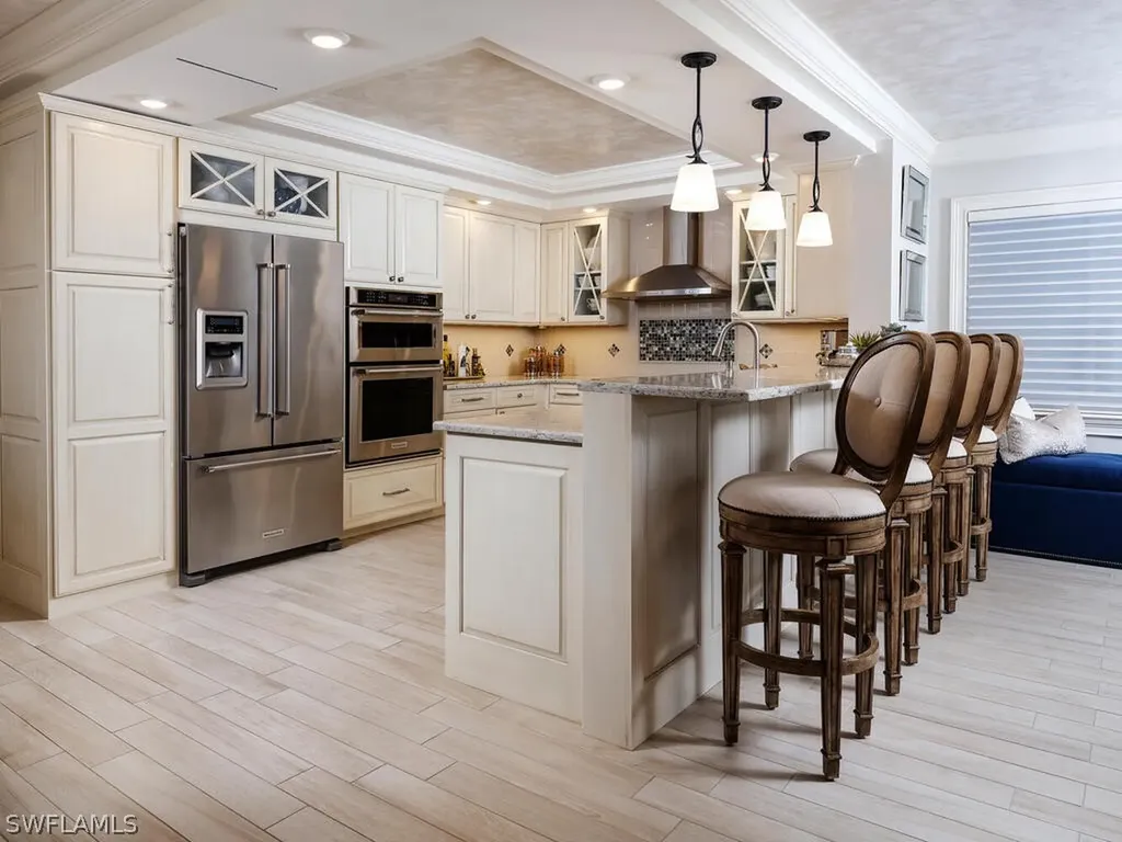 2900 Gulf Shore Boulevard N Naples FL 34103