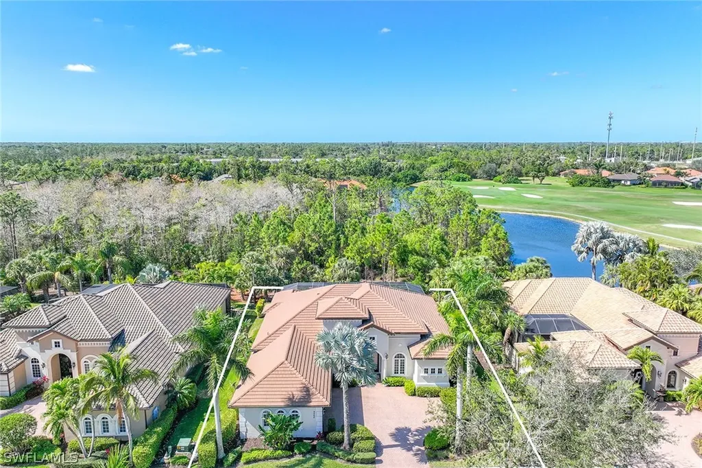 9062 Shenendoah Circle Naples FL 34113