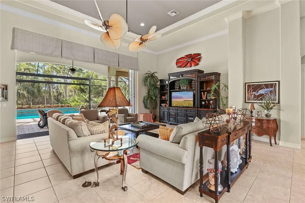 9062 Shenendoah Circle Naples FL 34113