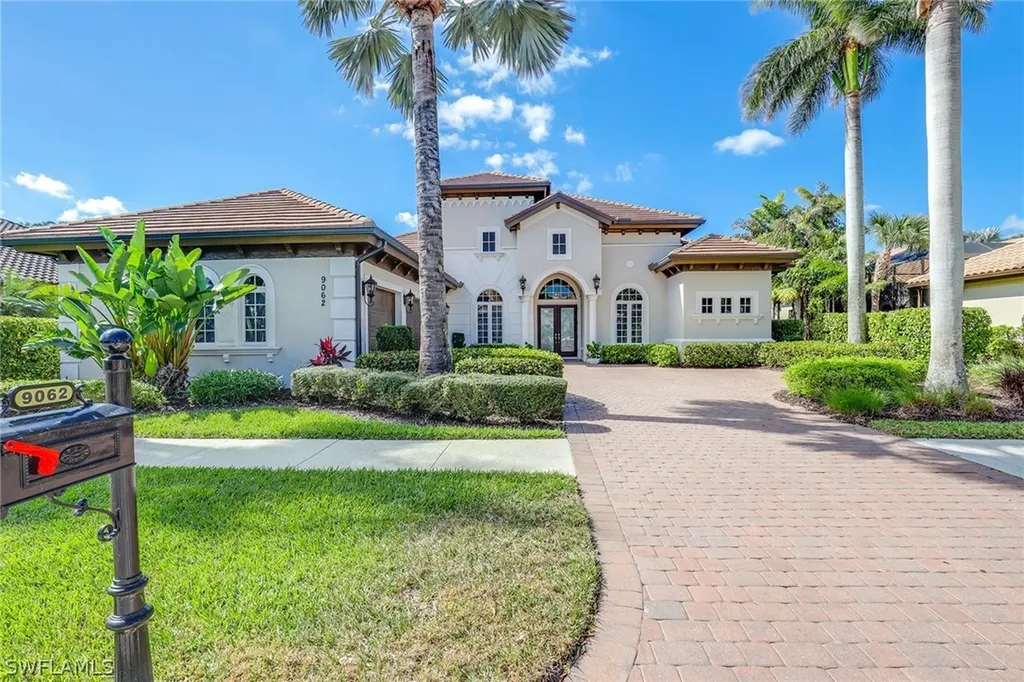 9062 Shenendoah Circle Naples FL 34113
