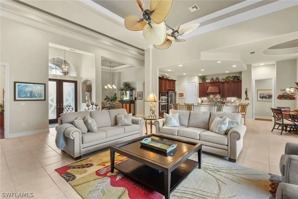 9062 Shenendoah Circle Naples FL 34113