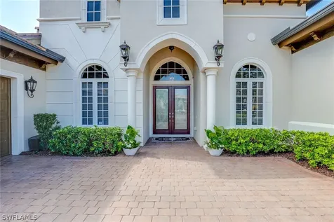 9062 Shenendoah Circle Naples FL 34113