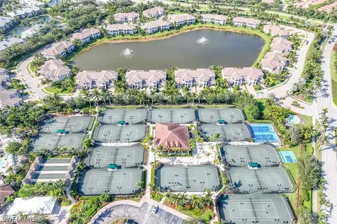 9062 Shenendoah Circle Naples FL 34113