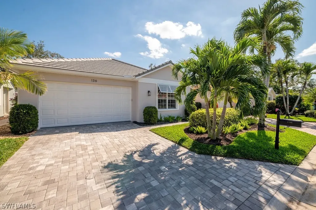 136 Livermore Lane Naples FL 34119