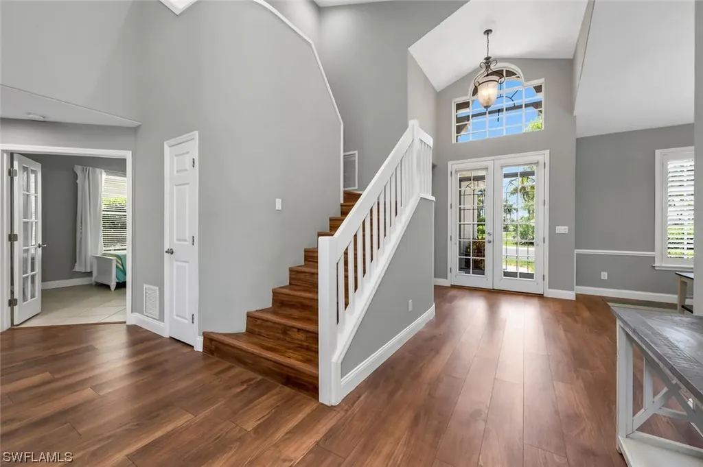 1725 Marsh Run Naples FL 34109