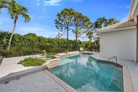 1725 Marsh Run Naples FL 34109
