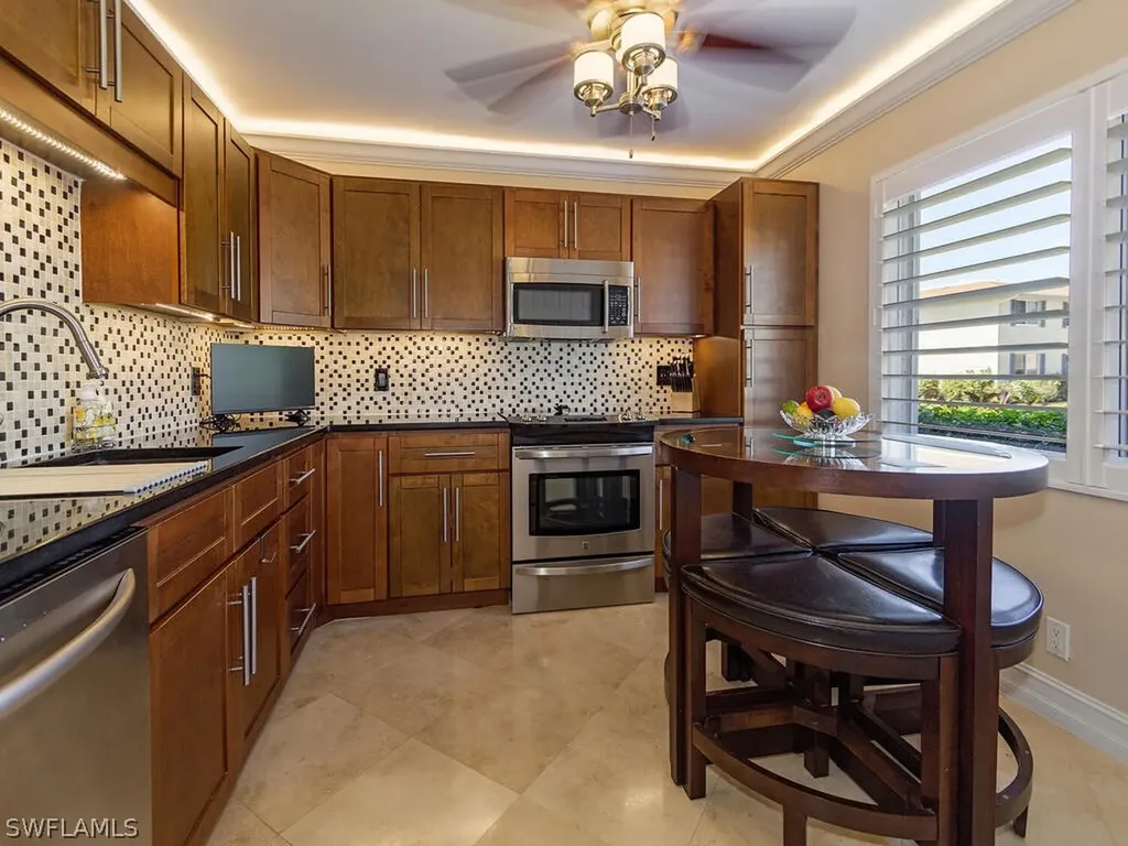 261 Memory Lane Naples FL 34112