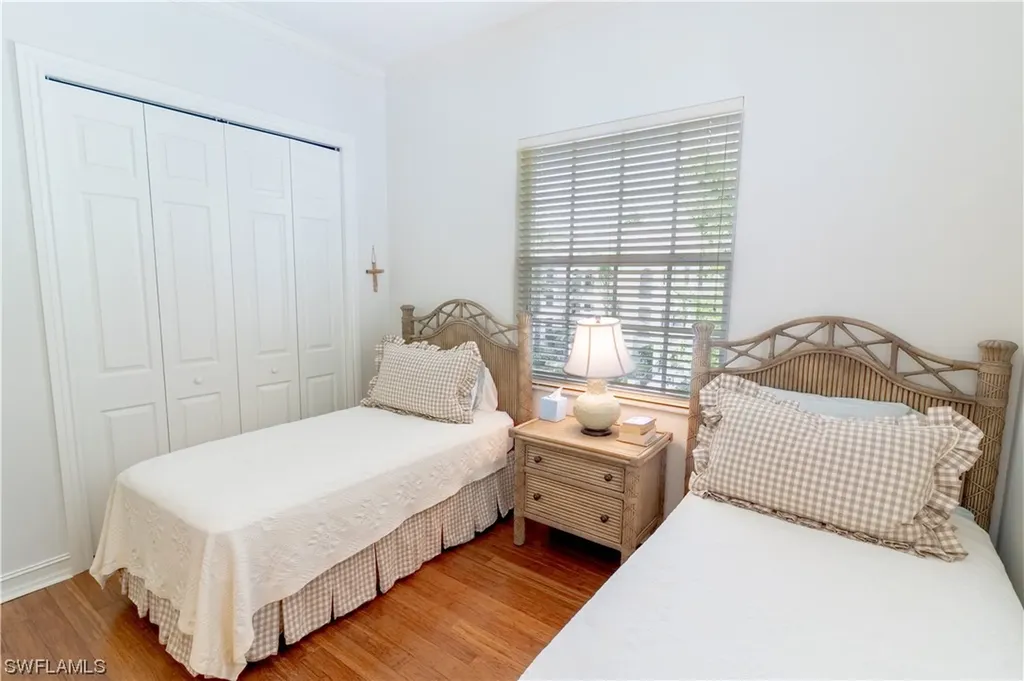 840 Sailaway Lane Naples FL 34108