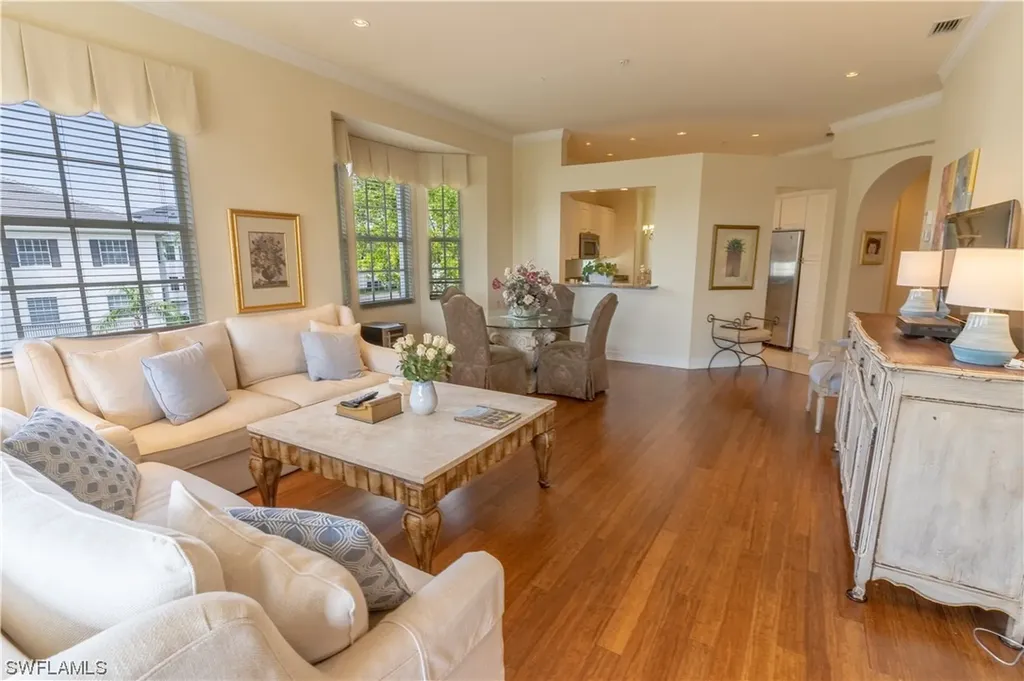840 Sailaway Lane Naples FL 34108