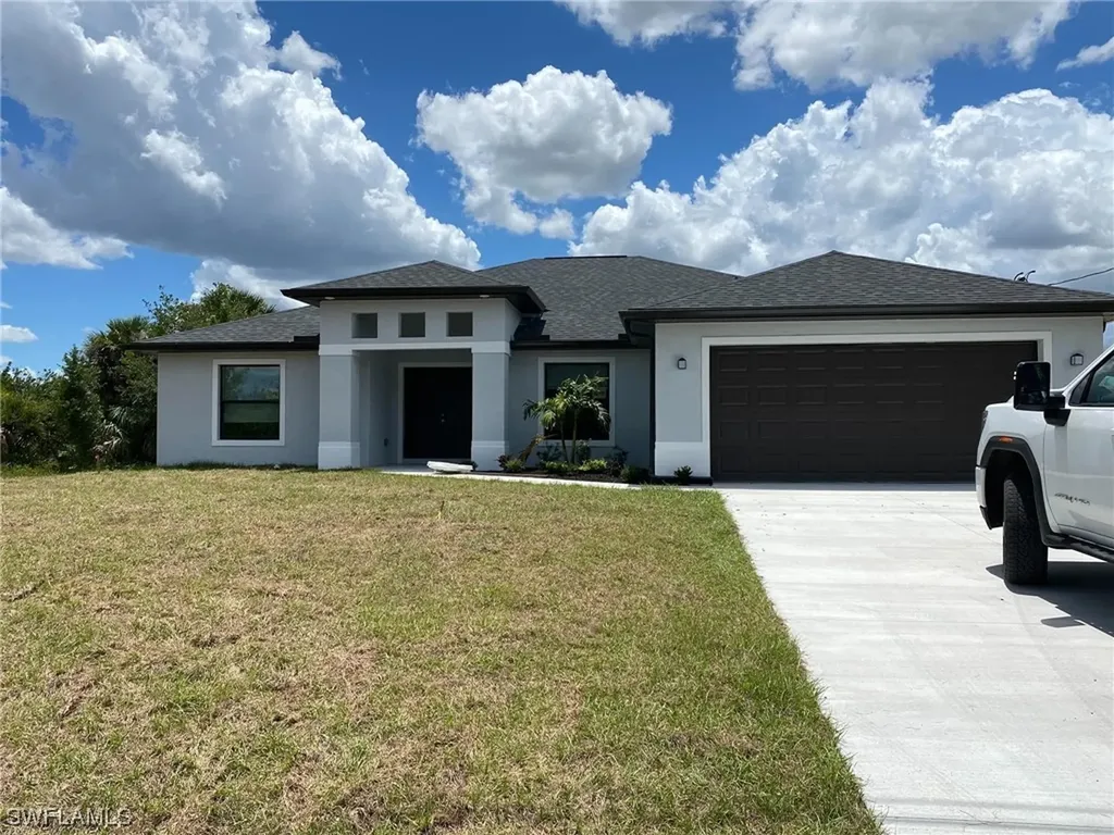 2708 19th Street SW Lehigh Acres FL 33976