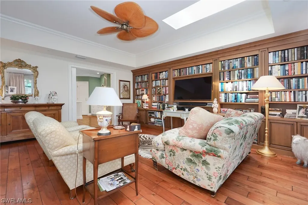 38 Las Brisas Way Naples FL 34108