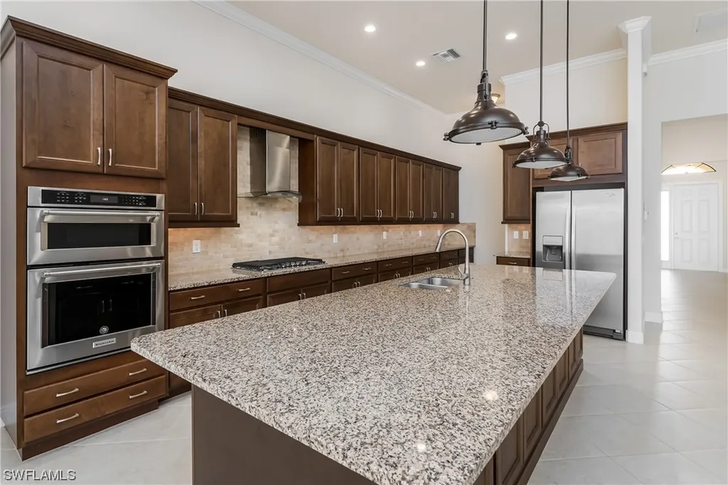 10544 Valencia Lakes Drive Bonita Springs FL 34135