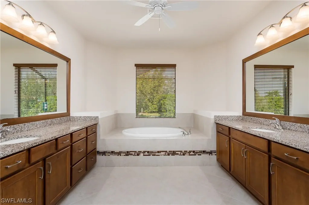 10544 Valencia Lakes Drive Bonita Springs FL 34135