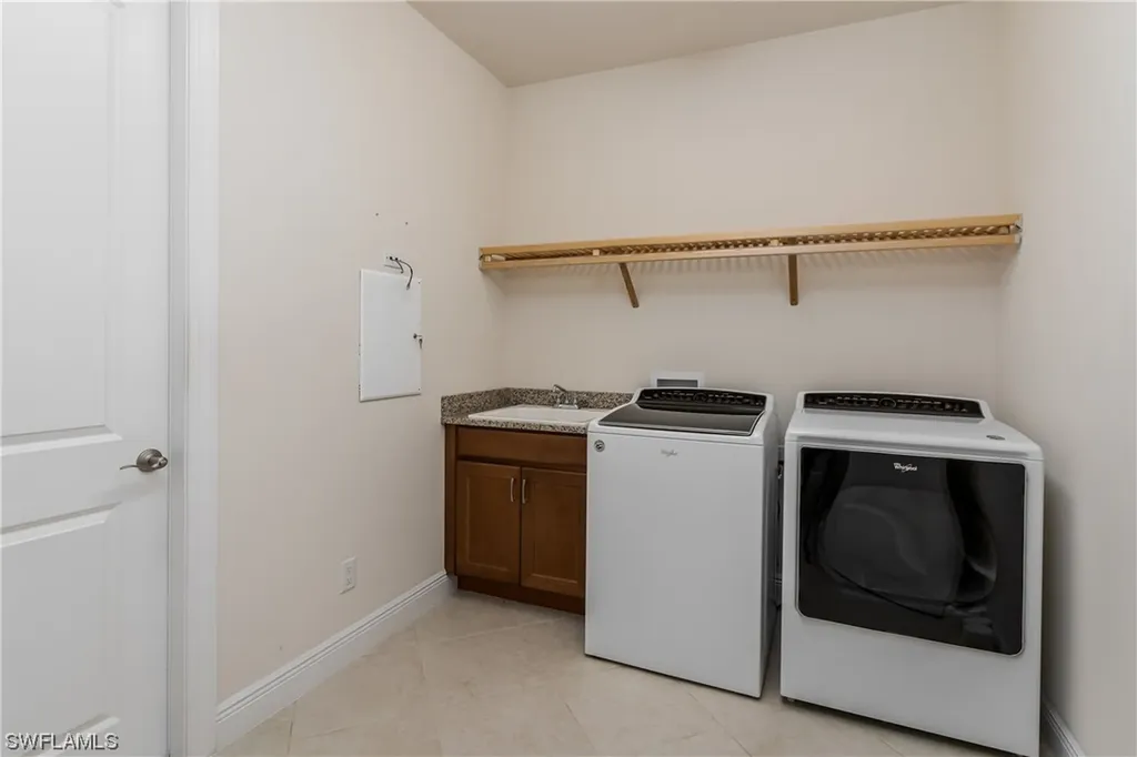10544 Valencia Lakes Drive Bonita Springs FL 34135