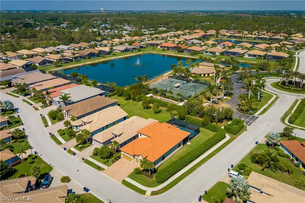 10544 Valencia Lakes Drive Bonita Springs FL 34135
