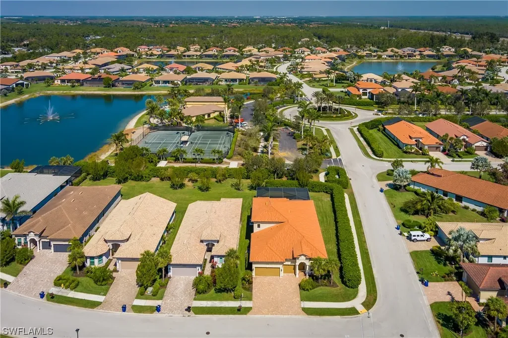 10544 Valencia Lakes Drive Bonita Springs FL 34135