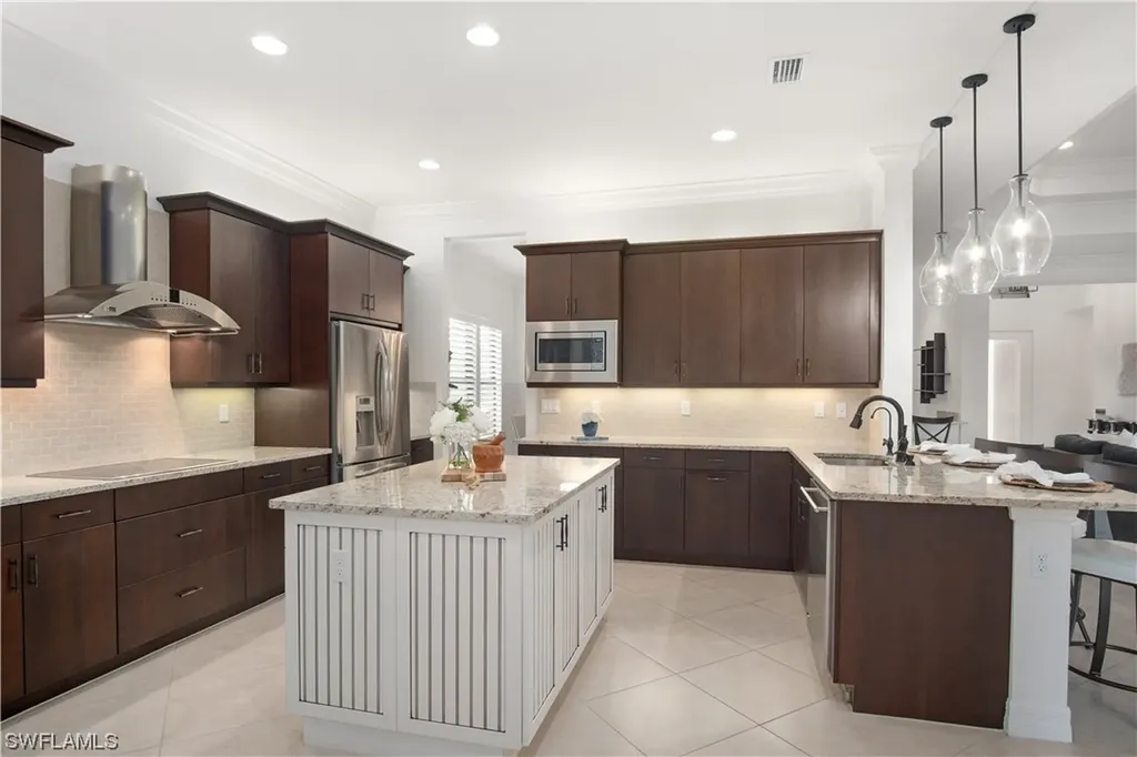 3407 Atlantic Circle Naples FL 34119