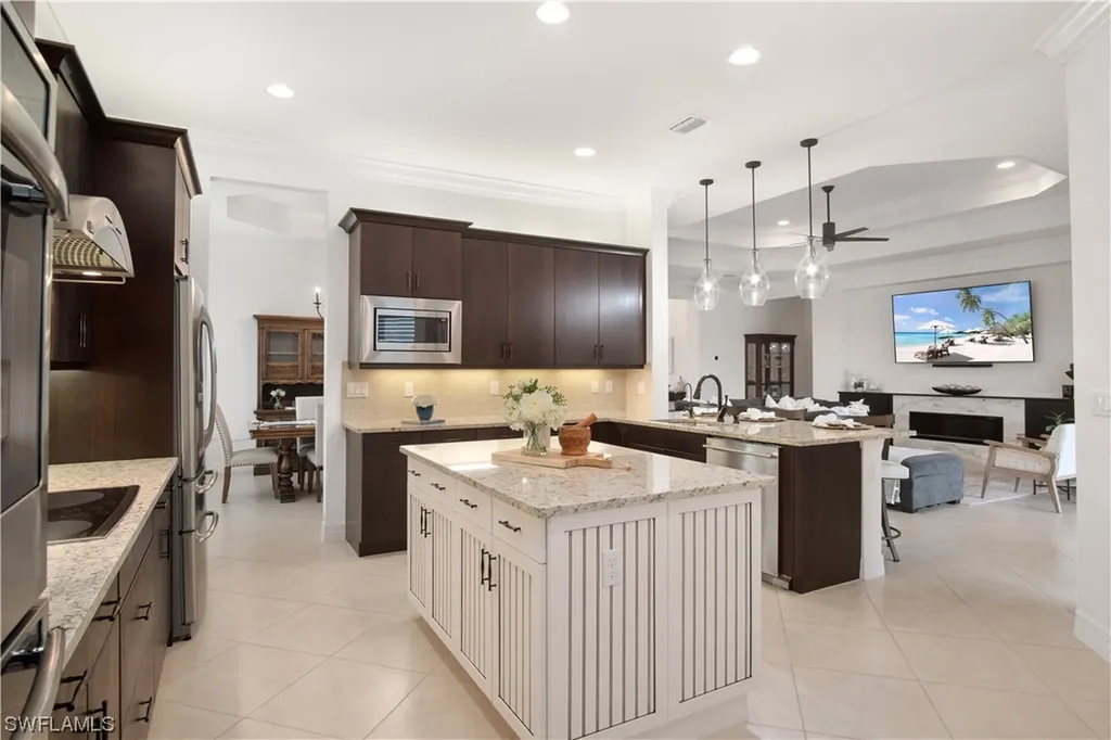 3407 Atlantic Circle Naples FL 34119