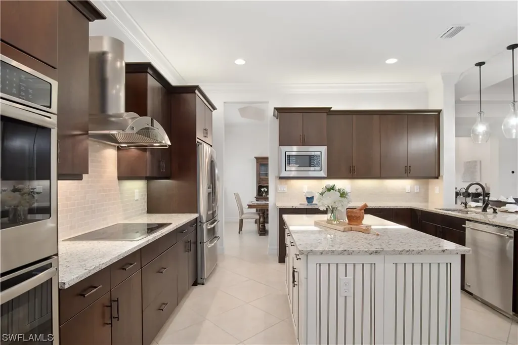 3407 Atlantic Circle Naples FL 34119