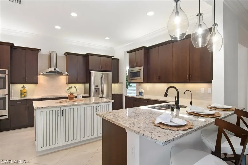3407 Atlantic Circle Naples FL 34119