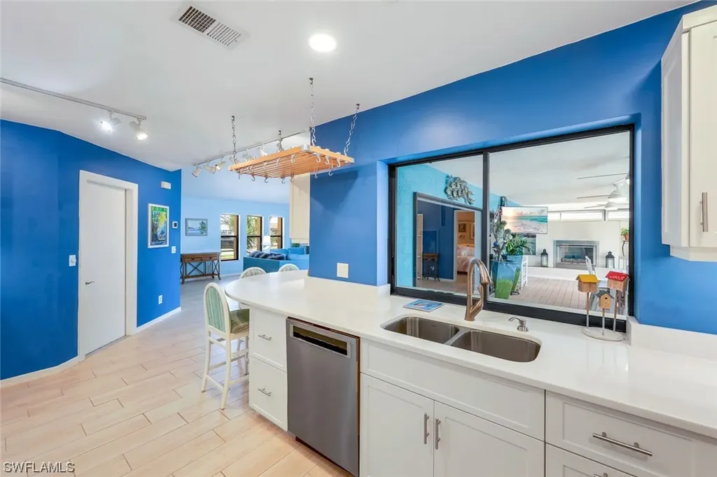 1004 Archer Parkway E Cape Coral FL 33904