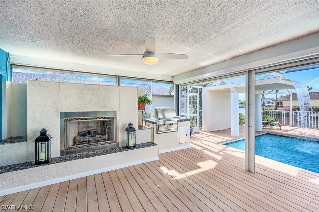 1004 Archer Parkway E Cape Coral FL 33904