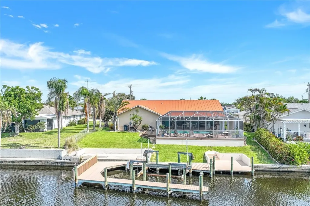 1004 Archer Parkway E Cape Coral FL 33904