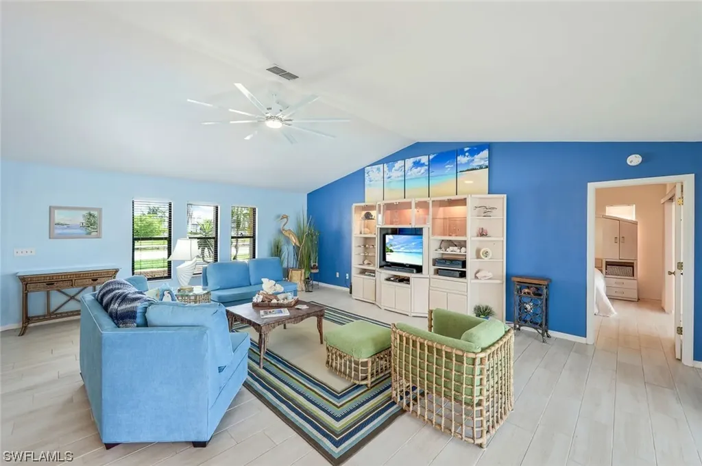 1004 Archer Parkway E Cape Coral FL 33904