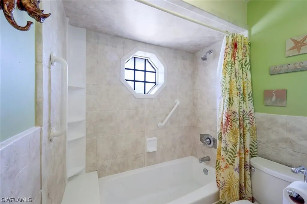 1004 Archer Parkway E Cape Coral FL 33904