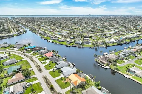1004 Archer Parkway E Cape Coral FL 33904