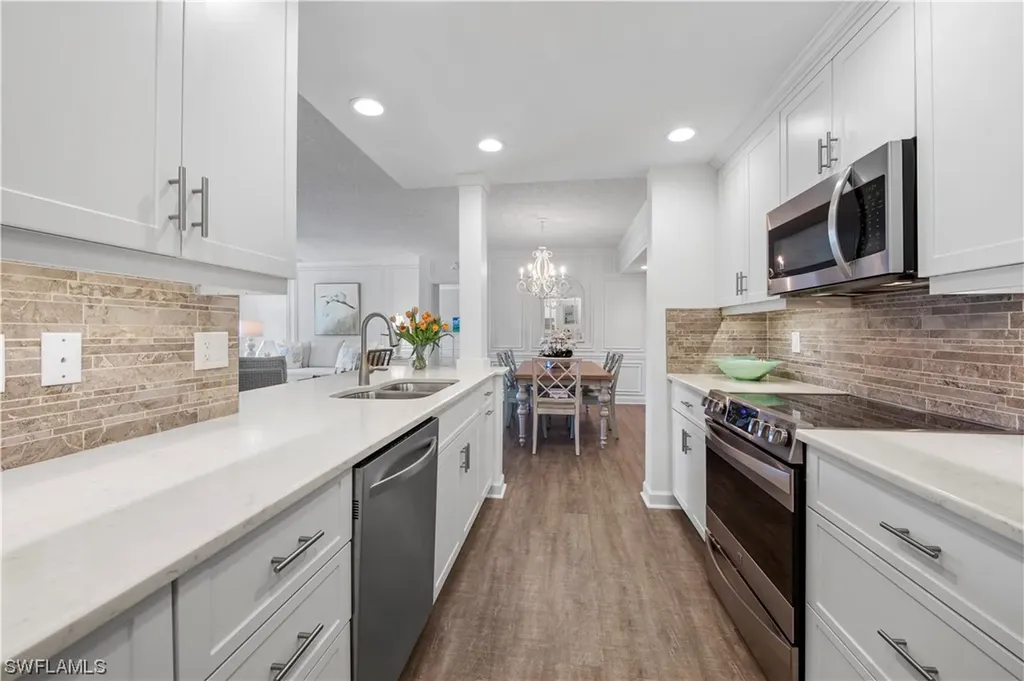 797 Willowbrook Drive Naples FL 34108