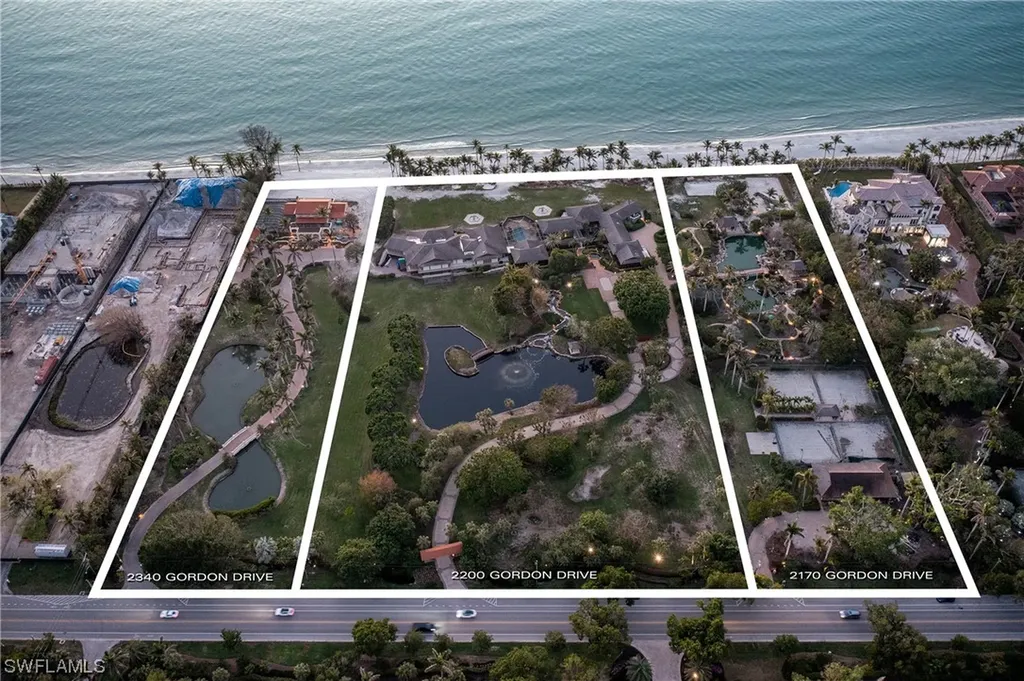 2340 Gordon Drive Naples FL 34102