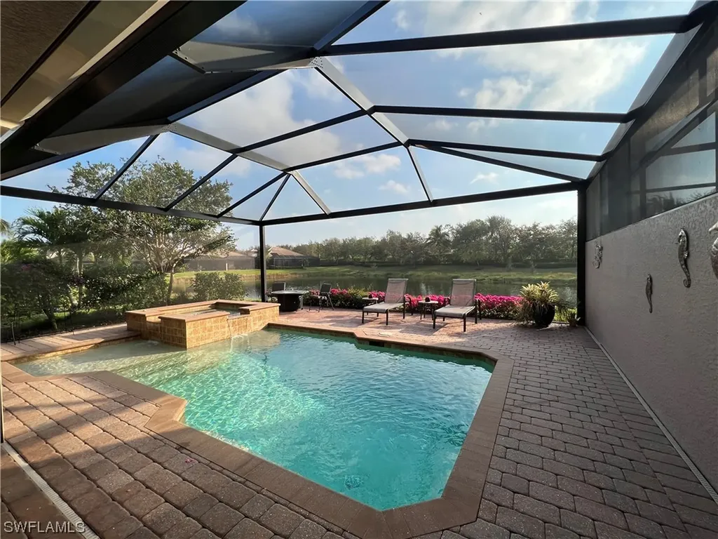 7480 Moorgate Point Way Naples FL 34113