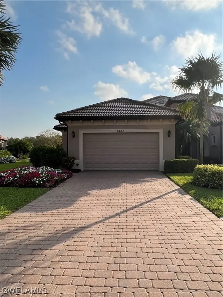 7480 Moorgate Point Way Naples FL 34113
